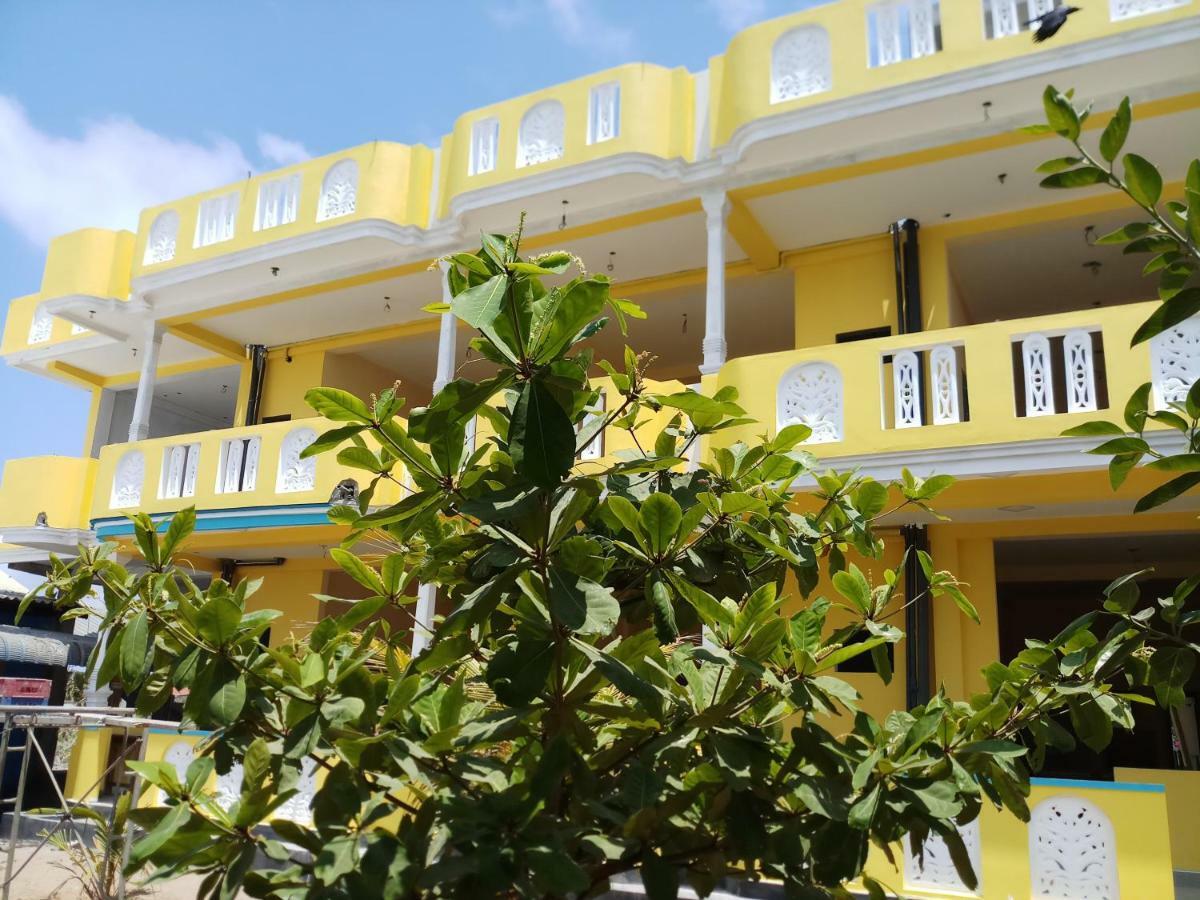 Pesalai Beach View Hotel Mannar Exterior photo